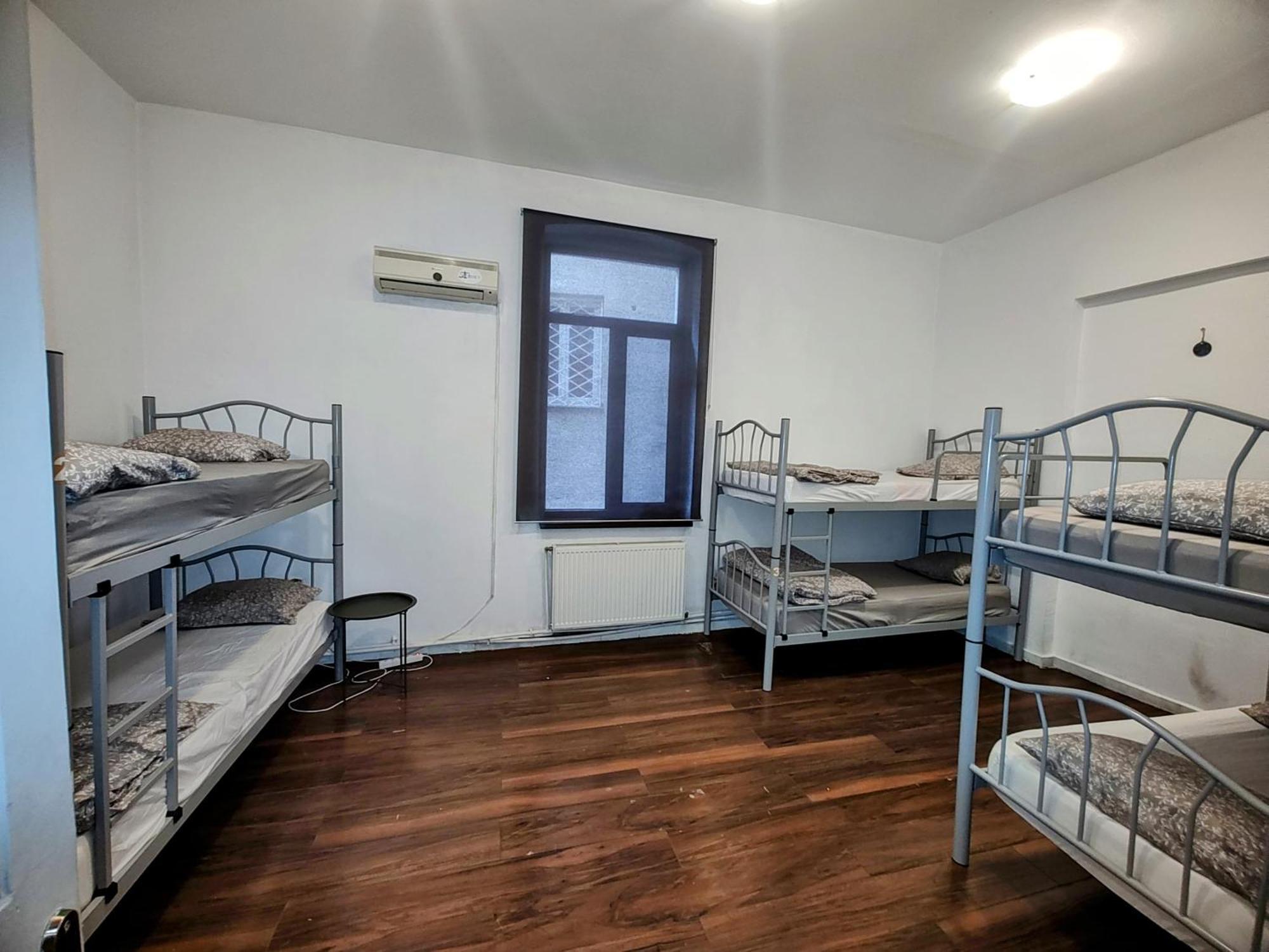 Antique Hostel *