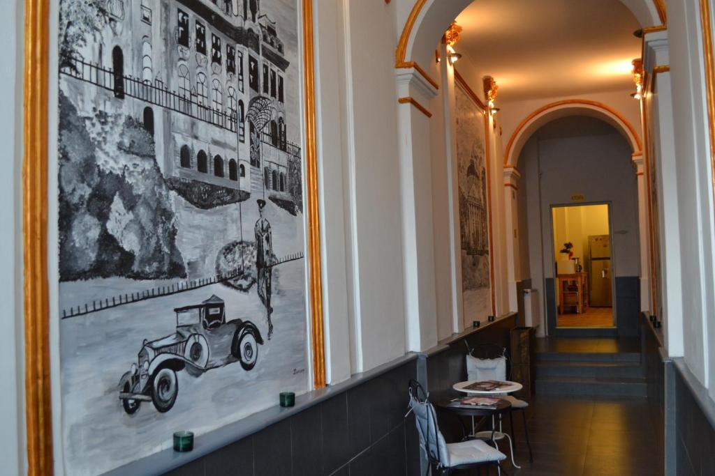 Hostel Antique Bucharest